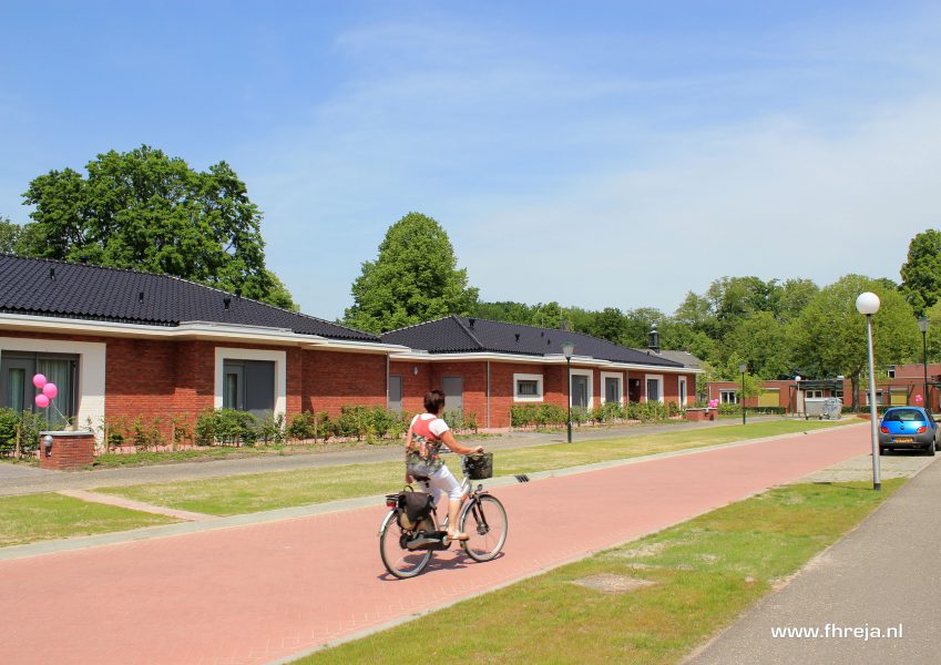 Woonzorgpark Eckartdal - Eindhoven 09 - Fhreja - Ontwerpbureau Groene Leefomgeving - tuinontwerp - planten - 3D - groen en gezondheid